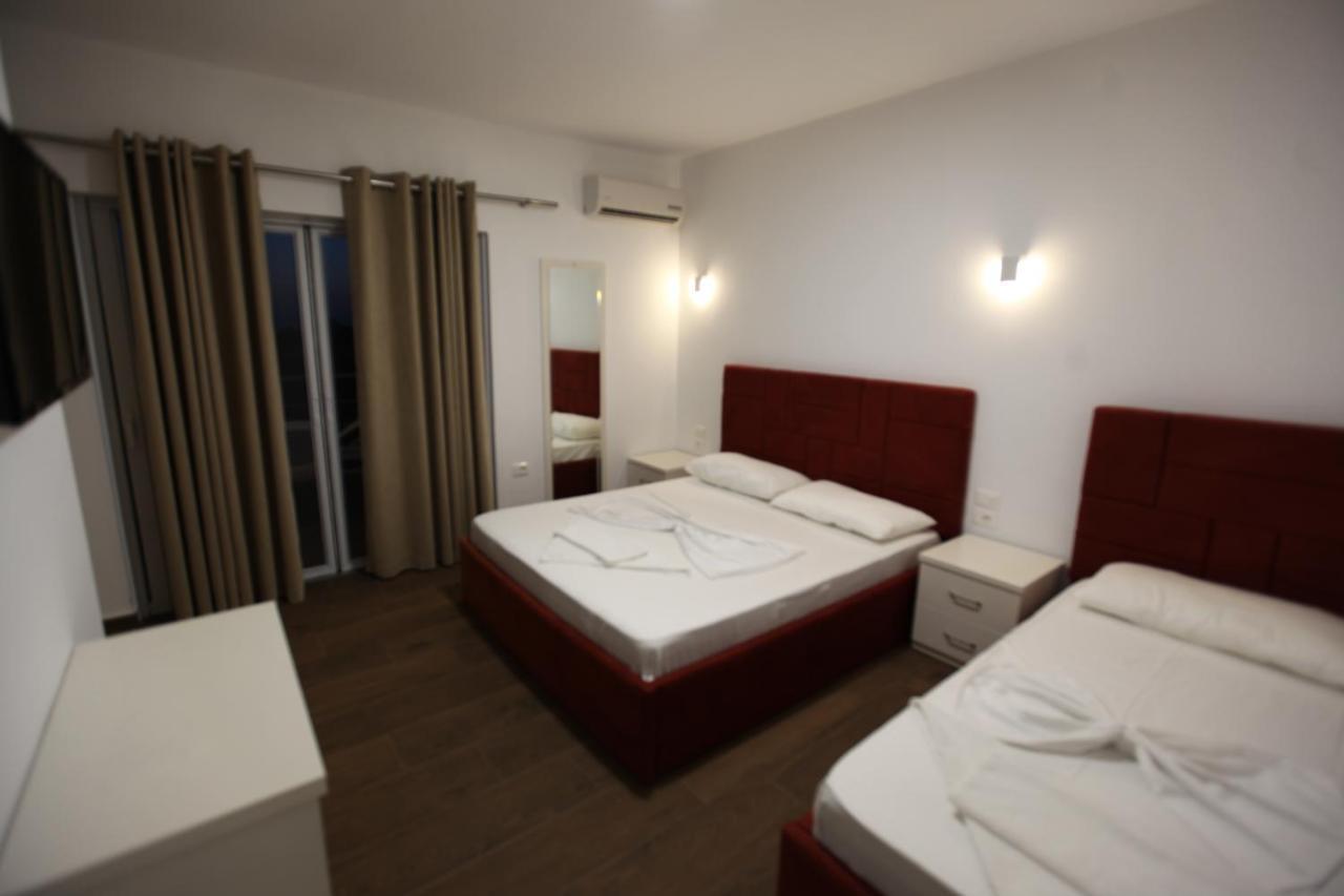 Hotel Riviera Борш Экстерьер фото