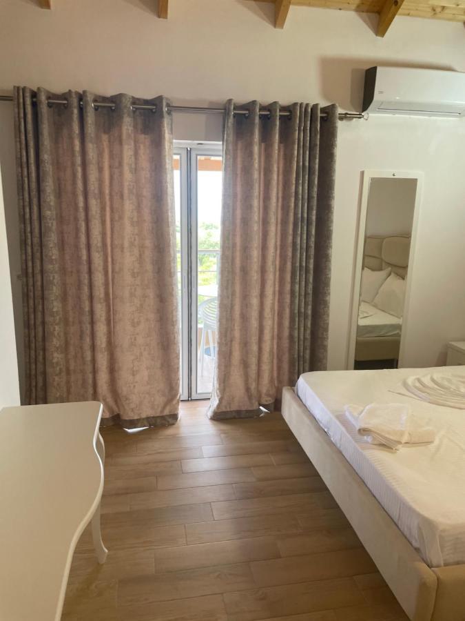 Hotel Riviera Борш Экстерьер фото